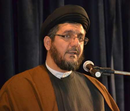 حجت الاسلام رشادی امام جمعه سابق هشترود برای حضور در انتخابات مجلس دهم اعلام امادگی کرد