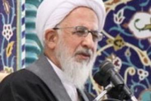 مجالس عزا را نباید با قصه گویی اداره کرد