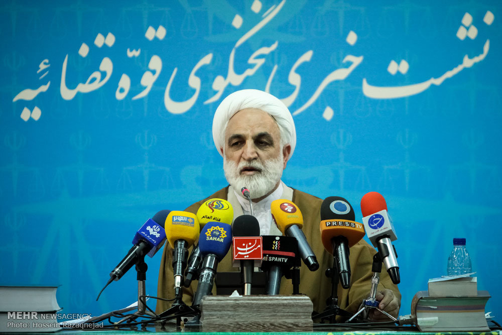 با آقای “م –ر” بزرگترین بدهکار بانکی کشور آشنا شوید