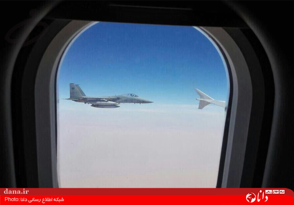 عکس خبری/ جنگنده‌ سعودی‌‌ در کنار‌ هواپیمای‌ کمک‌رسان‌ ایرانی