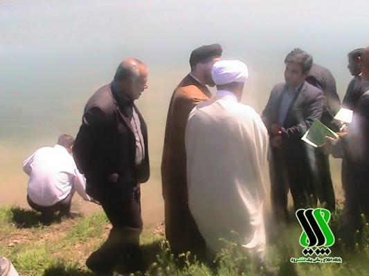 رهاسازی ۶ هزار قطعه انواع ماهی در سد روستای ملاجیق نظرکهریزی