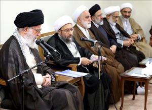 در مقابل تهدید، تطمیع، رودربایستی و فشارِ جو عمومی بایستید/ استقلال و تأثیرناپذیری دستگاه قضا بسیار مهم است