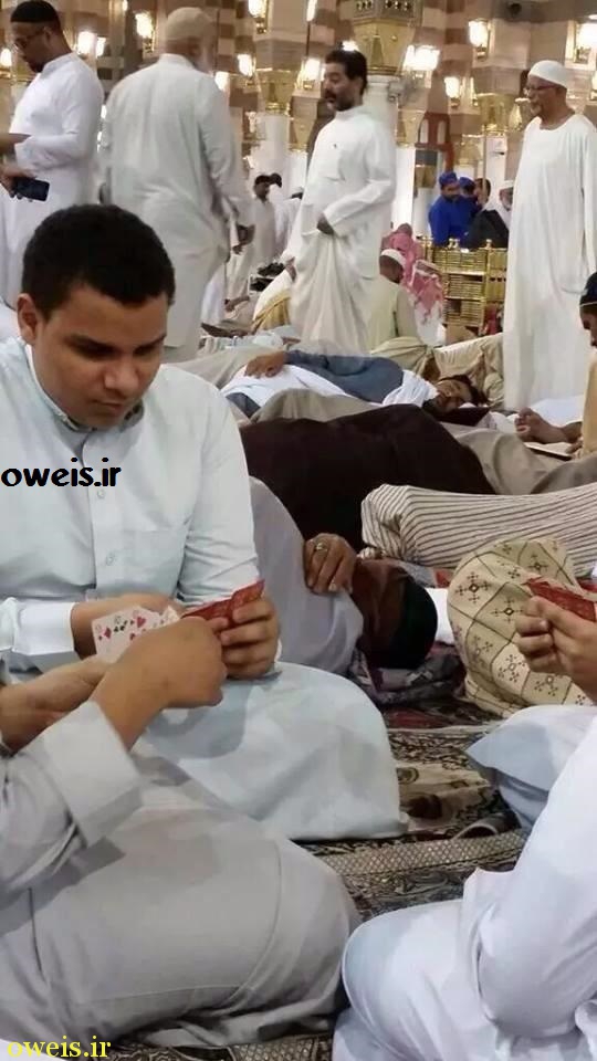 بازی پاسور وسط اعتکاف! +عکس