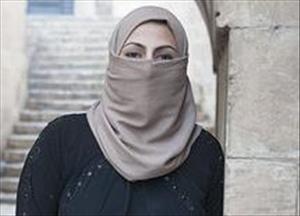 حَربه زن داعشی برای فرار از اعدام +عکس