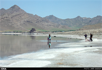 مقابله با خشکسالی و احیای دریاچه ارومیه مهمترین چالش های استان