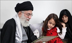 هدیه رهبر انقلاب برای جشن تکلیف آرمیتا +عکس