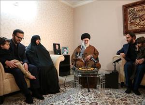 حیف است مرگ اسوه‌هایی نظیر شهید همدانی در راهی غیر از راه شهادت رقم بخورد/ تشییع کم‌نظیر شهید همدانی جلوه‌ای از پاداش الهی در قبال اخلاص او بود