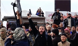 داعش ۲۰۰ کودک را تیرباران کرد +عکس