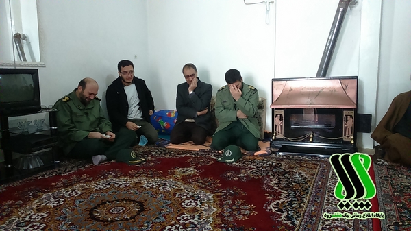 اعلام خبر شهادت اسماعیل کریمی به خانواده وی توسط مسئولان هشترود +عکس