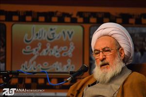 تکلیف امروز دانش آموزان مقابله با تهاجم فرهنگی است/ مزدوران داخلی می خواهند پای استکبار را به میهمن باز کنند