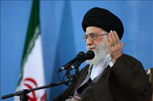 اگر مدافعان حرم مبارزه نمیکردند باید در کرمانشاه و همدان میجنگیدیم اگر مدافعان حرم مبارزه نمیکردند باید در کرمانشاه و همدان میجنگیدیم