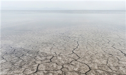 بخش عمده آب دریاچه ارومیه در شهریور و مرداد تبخیر می‌شود