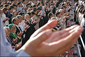 نمازی که فرادا خواندن آن باطل است