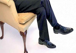 ارتباط “فشارخون” با انداختن پا روی هم!