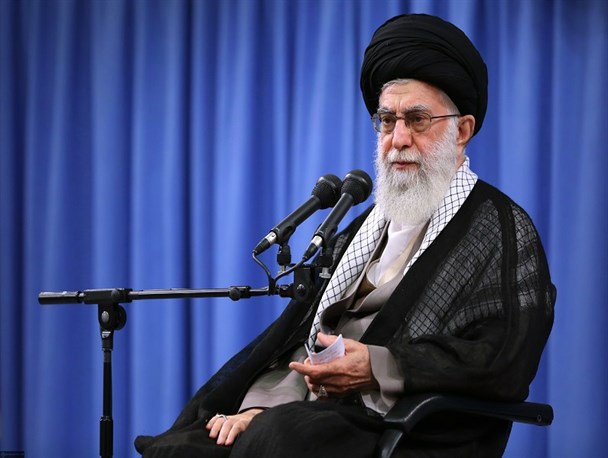 یاهو نیوز: ایران باید با قدرت جلوی نفوذ آمریکا در منازعات منطقهای بایستد/ دیلی تایمز: بیاعتمادی به قدرتهای سلطهگر یکی از اجزاء مهم قدرت نرم جمهوری اسلامی یاهو نیوز: ایران باید با قدرت جلوی نفوذ آمریکا در منازعات منطقهای بایستد/ دیلی تایمز: بیاعتمادی به قدرتهای سلطهگر یکی از اجزاء مهم قدرت نرم جمهوری اسلامی