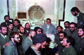 روزی که هاشمی با انتشار فرمان امام خمینی (ره) مخالفت کرد روزی که هاشمی با انتشار فرمان امام خمینی (ره) مخالفت کرد