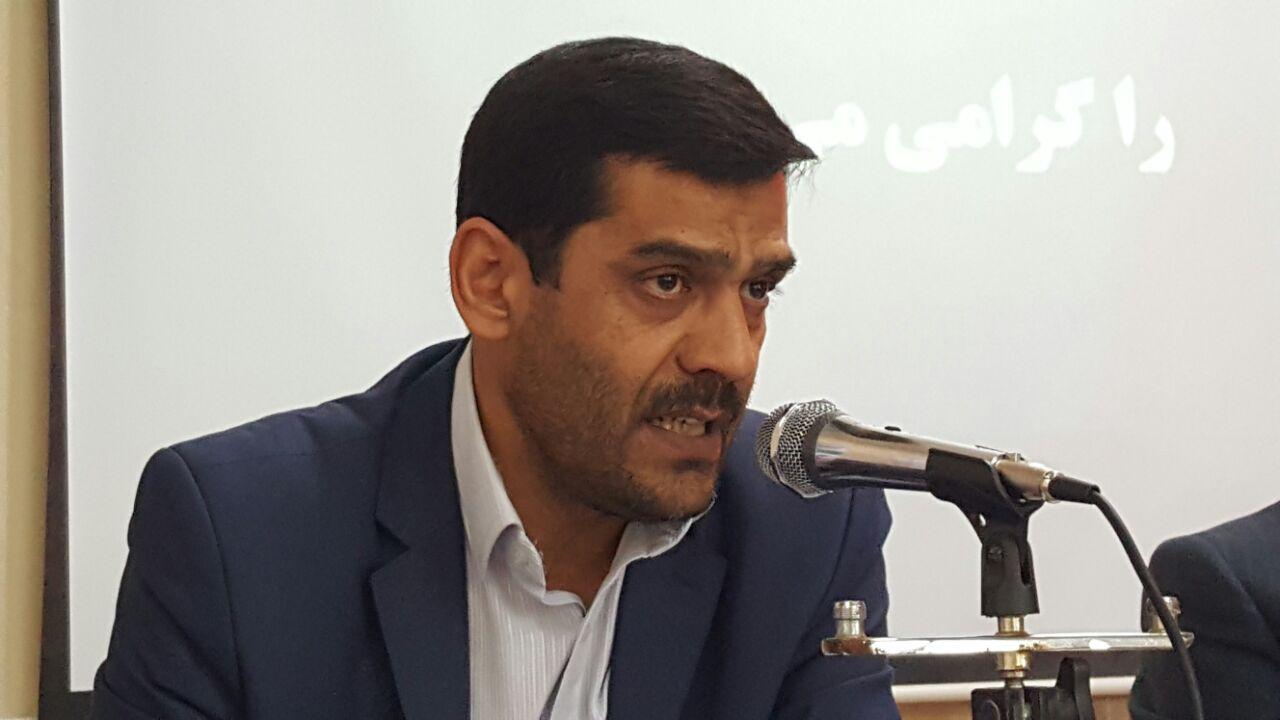 اکثر مدارس روستائی تخریبی هستند/ دو شیفته شدن یک مدرسه در شهر/ تلاش برای جلب مشارکت حداکثری اولیا در اداره مدارس