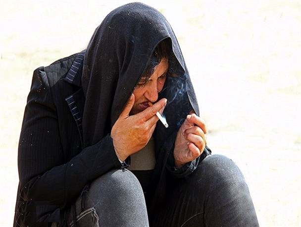 زنگ خطر اعتیاد زنان در کشور به صدا در آمد/ افزایش ۲ برابری زنان معتاد در ایران