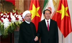 تهران و هانوی دو سند همکاری امضا کردند/ توافق ایران و ویتنام برای لغو روادید