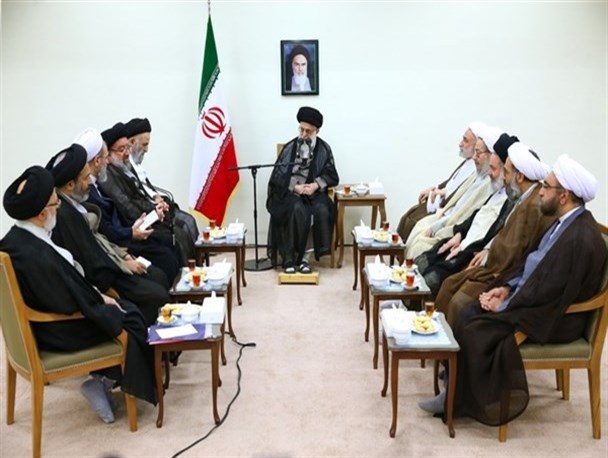 حوزهی علمیه پشتوانه اقامه حکم اسلامی است/لزوم اجرایی شدن «طرح تحول حوزه» حوزهی علمیه پشتوانه اقامه حکم اسلامی است/لزوم اجرایی شدن «طرح تحول حوزه»