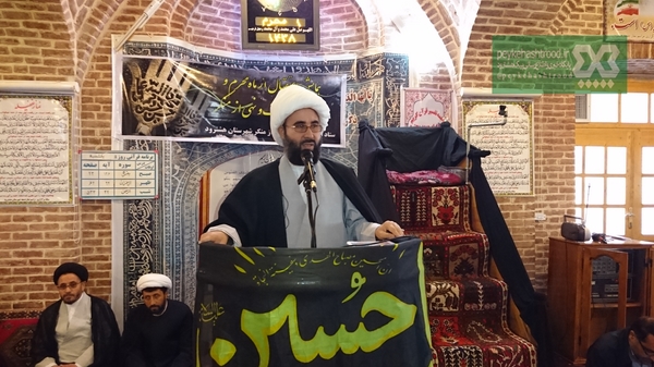 دشمن ایمان و اعتقادات مردم را نشانه گرفته است/ سمت و سوی عزاداری ها باید در جهت تبلیغ ولایتپذیری باشد/ لزوم فعالیت بیشتر شورا و شهرداری در برنامه های فرهنگی