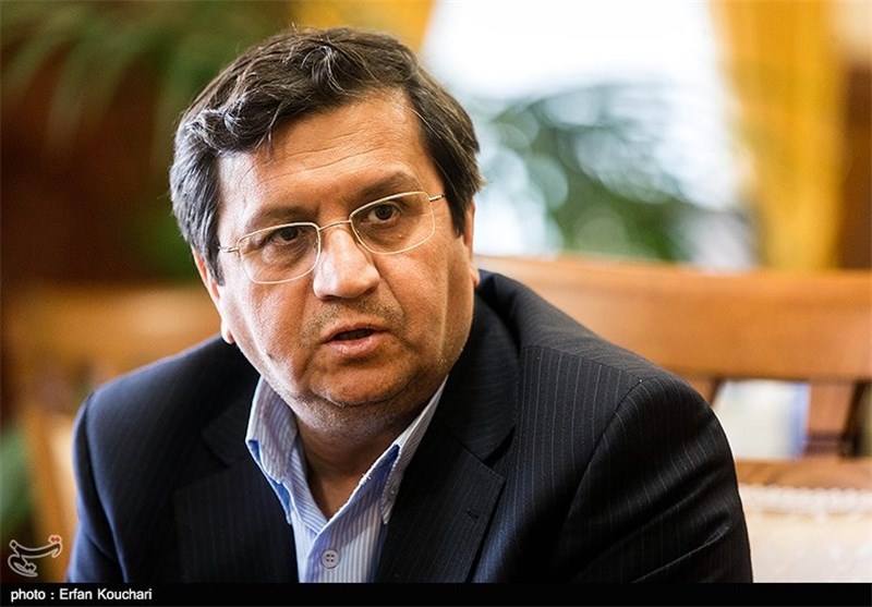 انتقال تخفیف بیمه‌ خودروهای فروشی به اقوام درجه یک/دنبال تنبیه خودروهای میلیاردی نیستیم