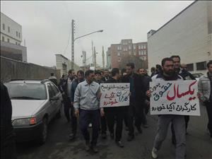 کارگرانِ اخراجی‌تر از اخراجی‌ها/ مسئولین همچنان از حالِ خوب صنایع آذربایجان‌شرقی می‌گویند!