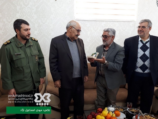 گزارش تصویری/ تجلیل از خیّر هشترودیِ ۱۰۰ تخته فرش به حرم حضرت ابوالفضل (ع)