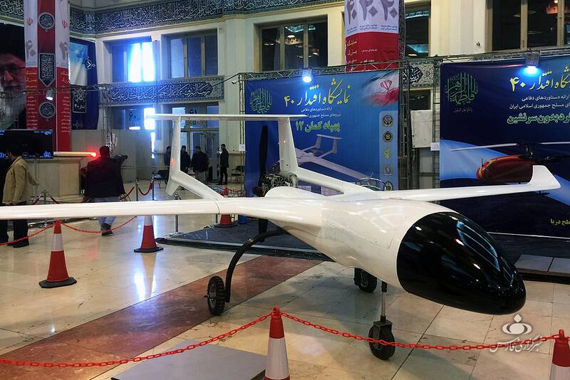 دستاوردهای جدید نیروهای مسلح در نمایشگاه«اقتدار۴۰»/ کمان؛ جدیدترین پهپاد ایرانی+عکس دستاوردهای جدید نیروهای مسلح در نمایشگاه«اقتدار۴۰»/ کمان؛ جدیدترین پهپاد ایرانی+عکس