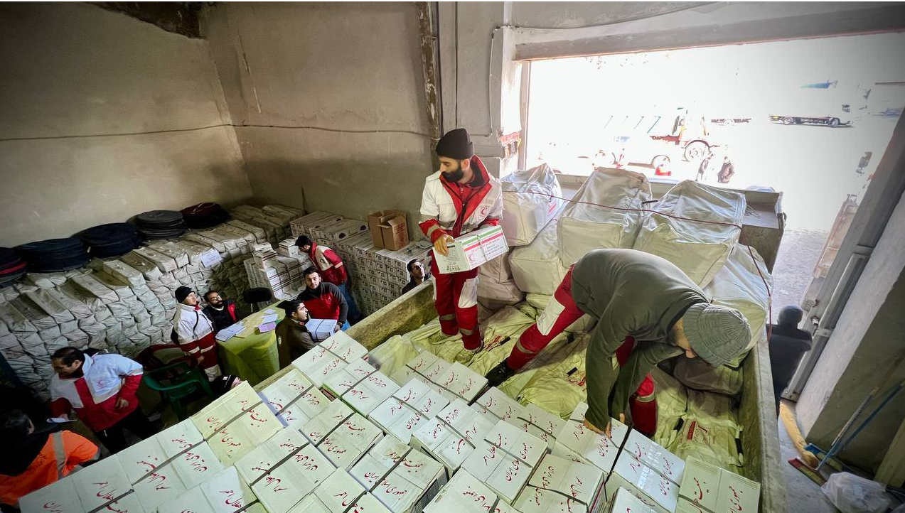 کمک‌های مردمی‌به زلزله زدگان خوی از مرز ۱۳۶ میلیارد تومان گذشت