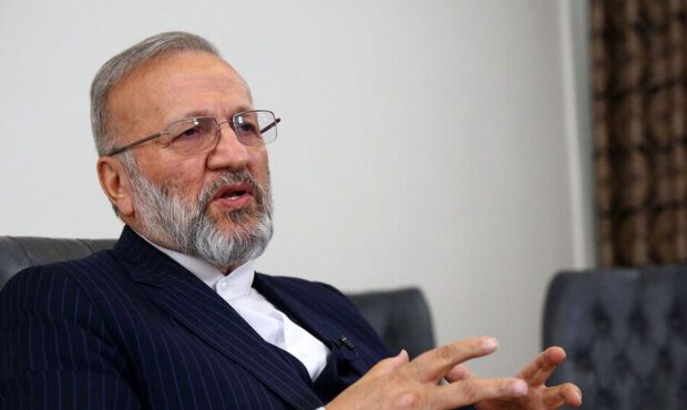 حزبی که انتخابات را تحریم کند، وجودش را نقض کرده است