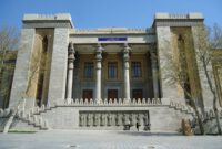 عزتمندانه در برابر شرق و غرب/ دیپلماسی فعال جایگزین انفعال 8 ساله در دولت روحانی!