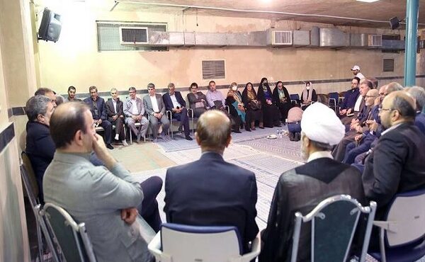 تغییر مسیر اصلاح طلبان از شروط پیش از ثبت نام به شروط پس از ثبت نام کاندیداها/تشکیک در افکار عمومی دستور کار اصلاحات! تغییر مسیر اصلاح طلبان از شروط پیش از ثبت نام به شروط پس از ثبت نام کاندیداها/تشکیک در افکار عمومی دستور کار اصلاحات!